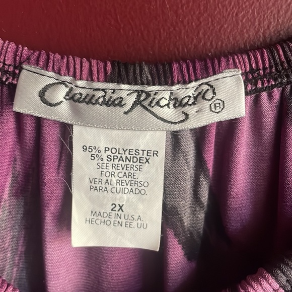 Woman’s Blouse - Picture 2 of 2